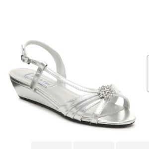 TOUCH UPS BY BENJAMIN WALK GERI WEDGE SANDAL